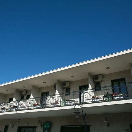 Hotel Bisceglie Esterno foto