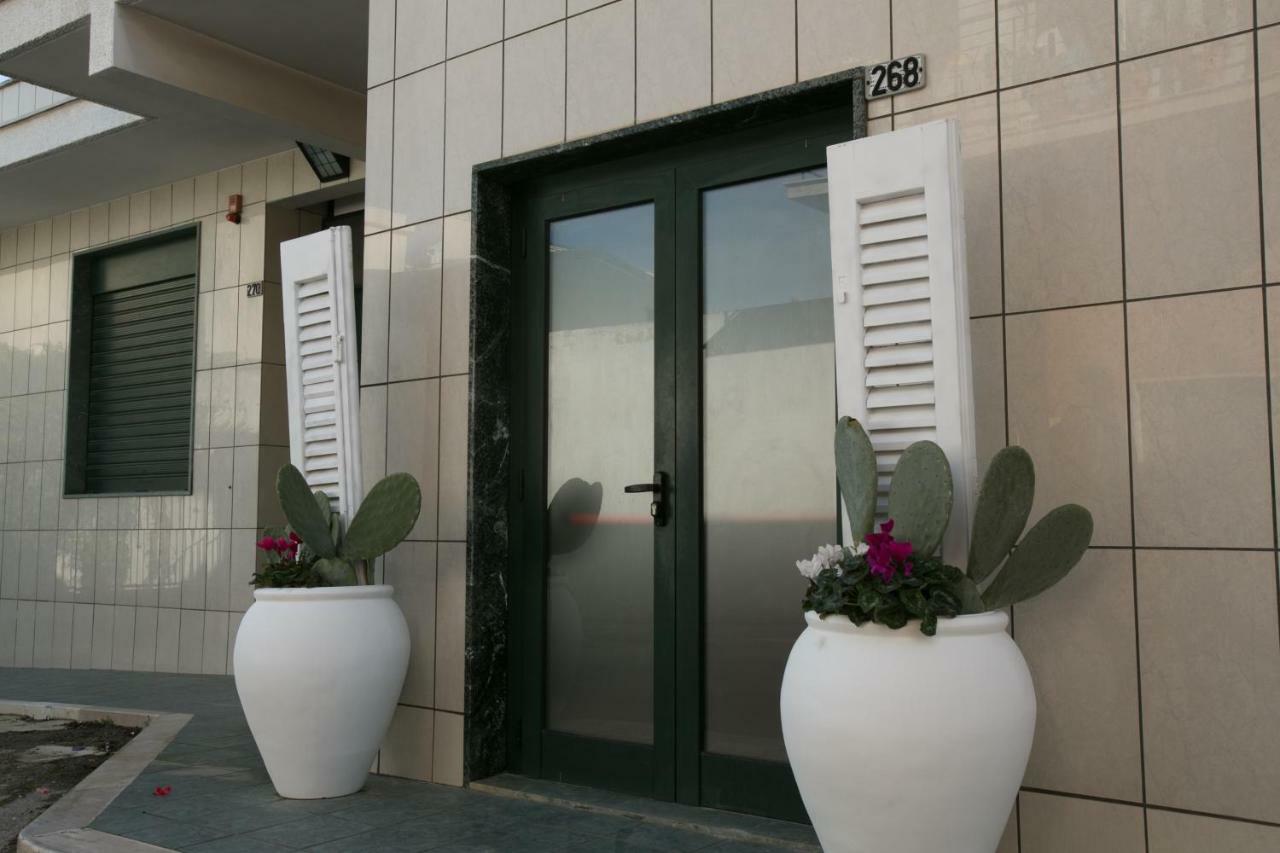 Hotel Bisceglie Esterno foto
