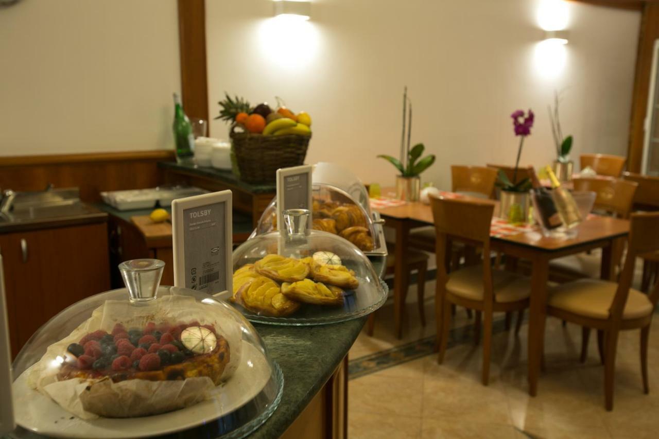 Hotel Bisceglie Esterno foto